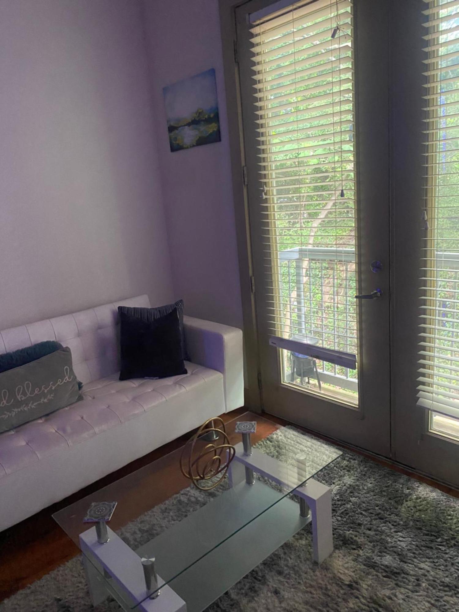 شقة 1Bd Gorgeous Loft In Buckhead Free Wi-Fi, Parking أتلانتا المظهر الخارجي الصورة