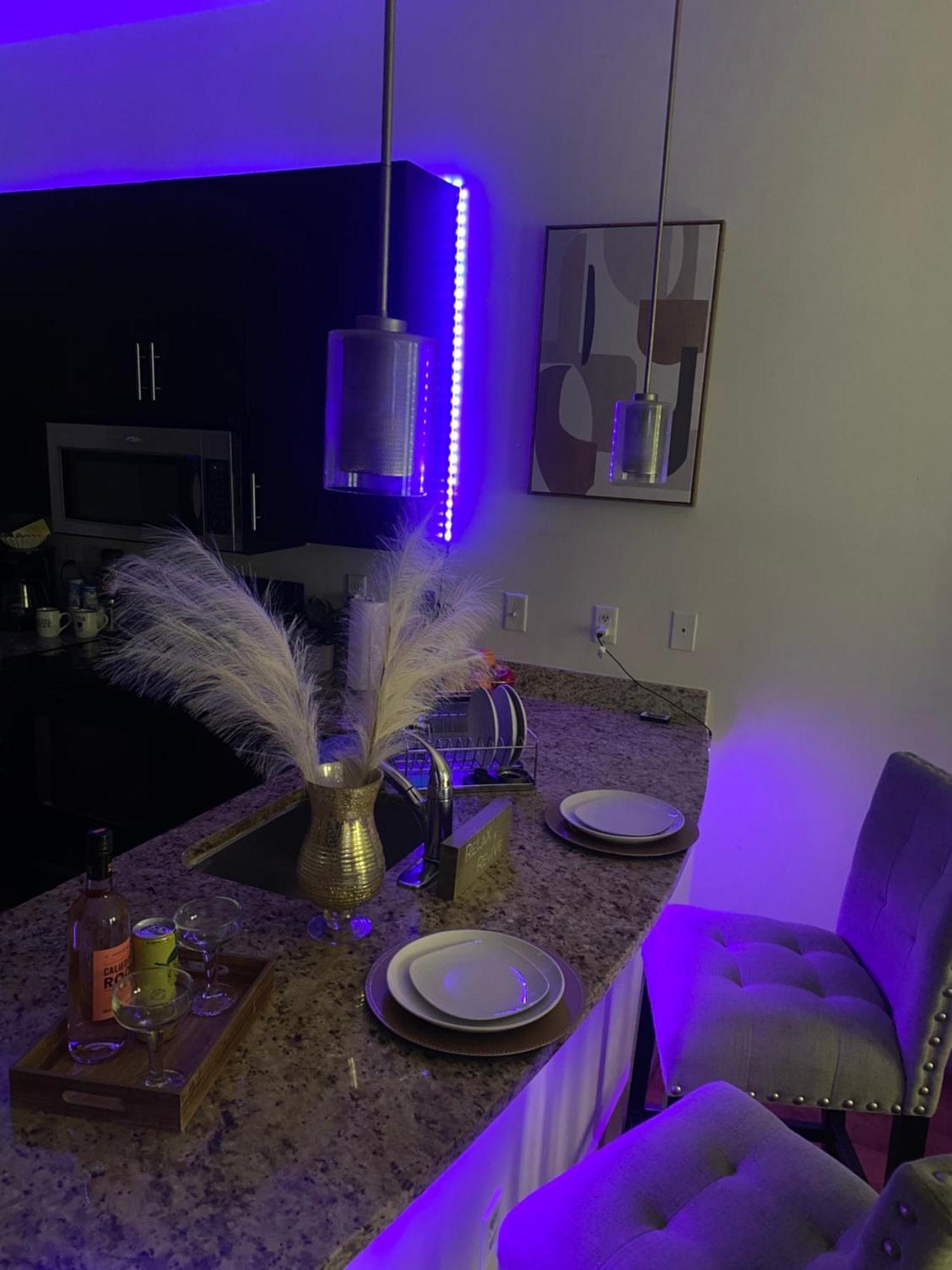 شقة 1Bd Gorgeous Loft In Buckhead Free Wi-Fi, Parking أتلانتا المظهر الخارجي الصورة